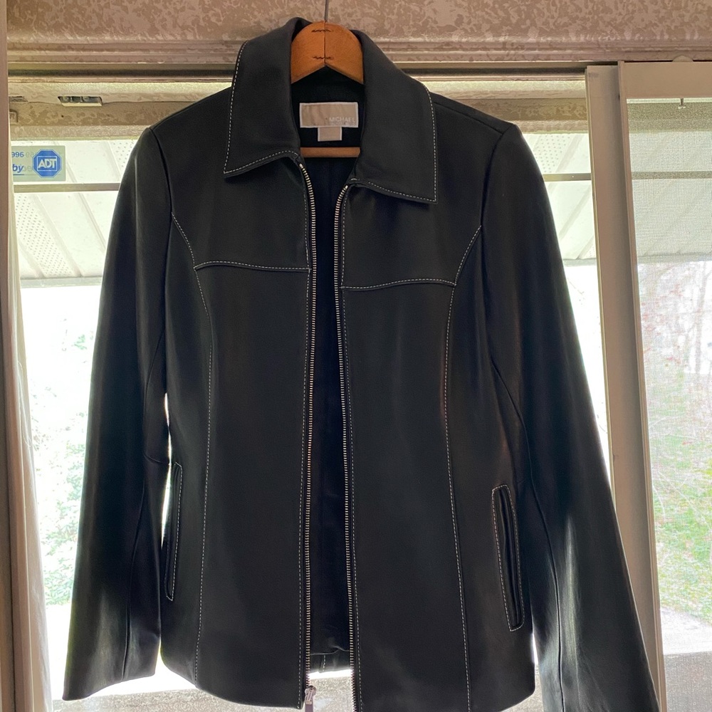 Women’s leather jacket - Picture 3 of 5